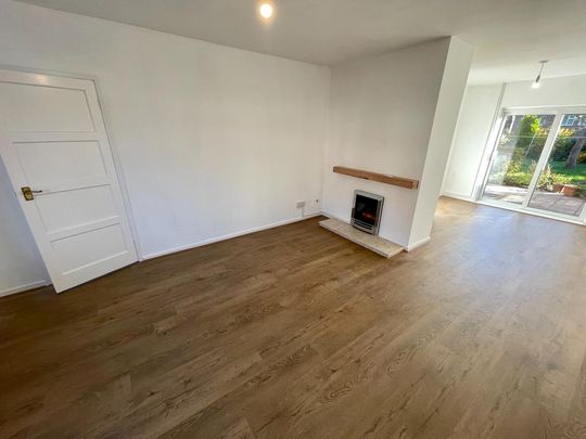 3 bedroom semi-detached house to rent - Photo 1