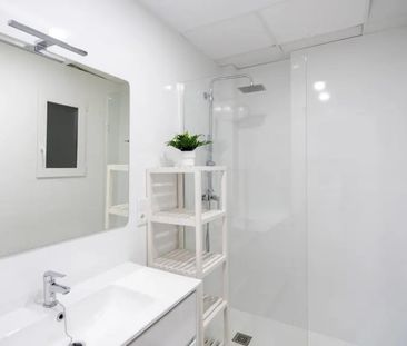 Carrer del Forn de lHospital, Valencia, Valencian Community 46001 - Photo 6