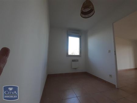 Location Appartement 3 pièces 54m² ST GILLES 30800 - Photo 3