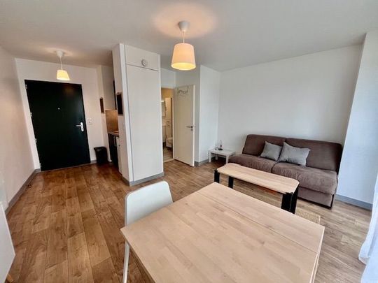 Location Appartement 1 pièce 22m² ROSIERES PRES TROYES 10430 - Photo 1