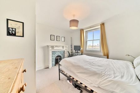3 bedroom flat to rent - Photo 4