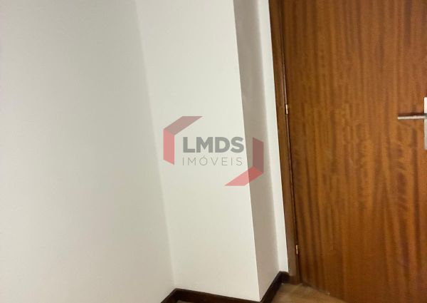 Apartamento T1 + 1