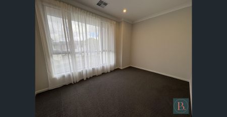 Newly Built 3 Bedroom Property - Photo 2