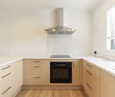 Brand New 3-Bedroom Townhouses in Central Location - Photo 3