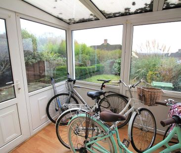 4 bedroom terraced house to rent - Photo 2