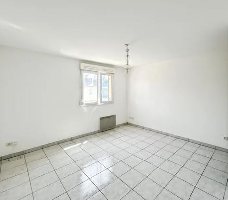 location Appartement T3 DE 51m² À ST ARNOULT - Photo 1