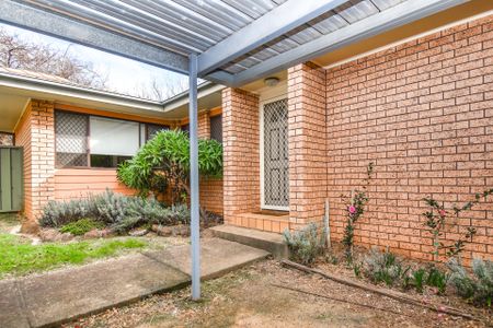 4/83 Gardiner Road, Orange. - Photo 2