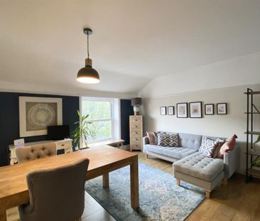 2 Bedroom Apartment To Let - Photo 1