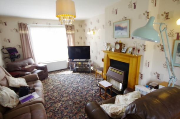 3 bedroom semi-detached house to rent - Photo 1