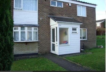 6 Bed - Leasow Drive , Harborne - Photo 4