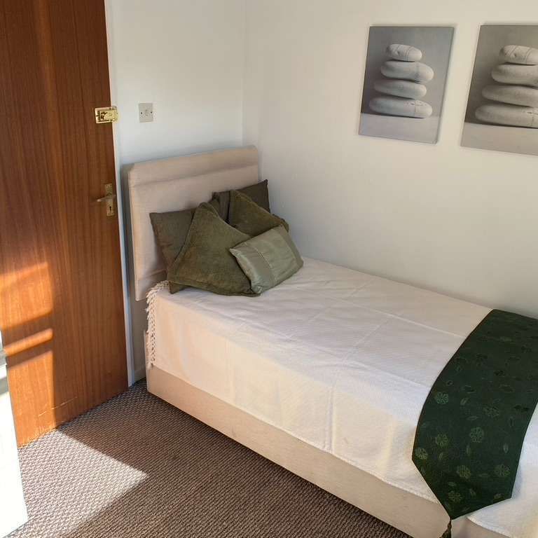 A Conveniently Located House Share - Photo 1
