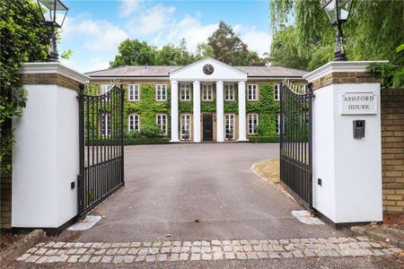 6 bedroom detached house to rent - Photo 2