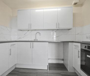 1 bedroom ground floor flat to rent - Photo 5