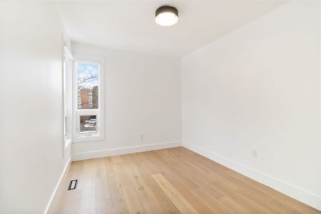 For Lease - 1250 Marlborough Court Unit# 26, Oakville, Ontario - Photo 2