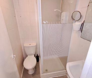 Studio Flat, Neasden Lane North, NW10 - Photo 5