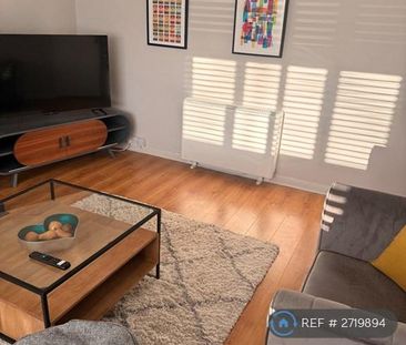 1 bedroom in a house share to rent - Photo 1