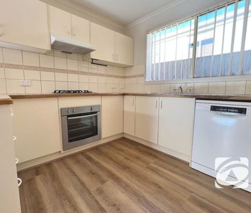 FOUR BEDROOM BEAUTY! - Photo 4