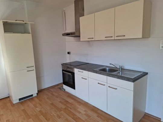Helle 2-Zimmer-Wohnung mit Küchenblock in Langenwang im Mürztal zu mieten ! - Foto 1