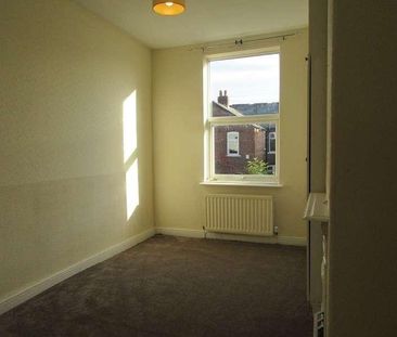 Carlton Street, Old Trafford, Manchester, M16 - Photo 2