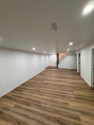 For Lease - 959 Mohawk Road Unit# Basement, Hamilton, Ontario - Photo 1