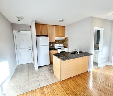 For Lease - 15 Thirty Third Street Unit# 301, Toronto, Ontario - Photo 1