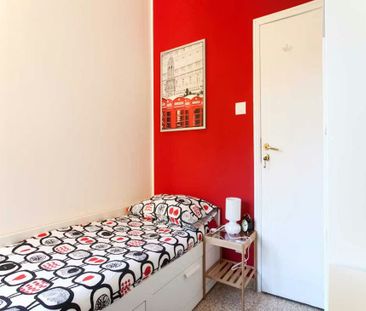 Via Guglielmo Oberdan, Bologna, Emilia-Romagna 40126 - Photo 4