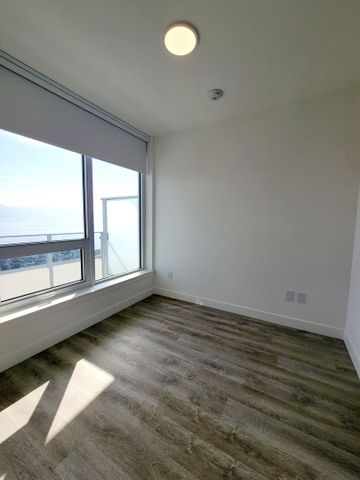 Sophisticated 1 Bedroom Condo – Water Street (#3105) - Photo 3