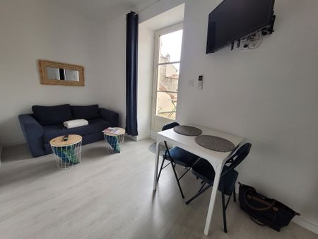Location Appartement 2 pièces 30m² ST JEAN D ANGELY 17400 - Photo 3