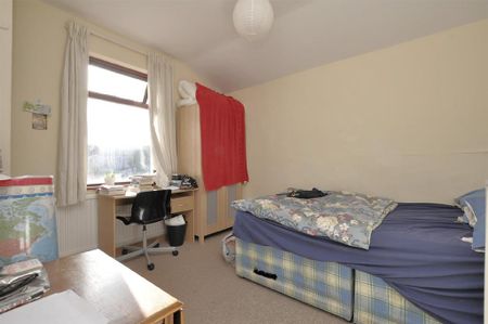 5 bedroom terraced house to rent - Photo 3