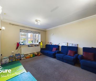 3 bedroom terraced house to rent - Photo 5