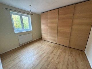 3 bedroom flat to rent - Photo 5