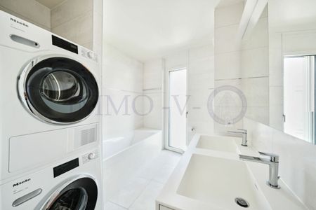 STANDING WITH LARGE BALCONY-TERRACE AND PANORAMIC VIEW - Foto 5