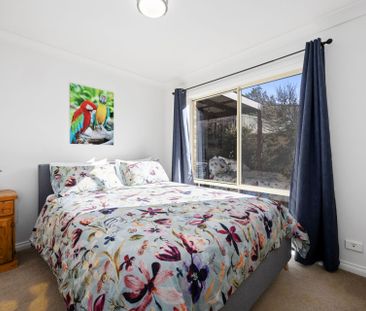 8 Binaburra Place, Queanbeyan - Photo 2