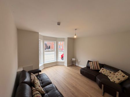 Room in a Shared House, Rectory Road, NG2 - Photo 4