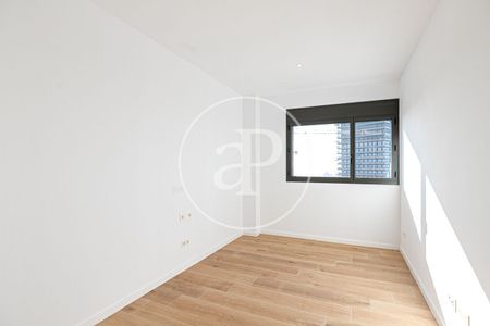 Penthouse for rent in Finestrelles - Photo 3