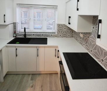 2 bedroom House To Let Total Size: 635 SQ FT - Photo 1