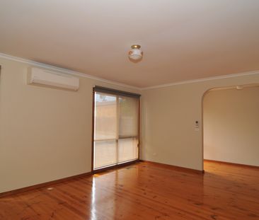 Spacious 2 Bedroom Villa In A Highly Sought After Locale! - Photo 4