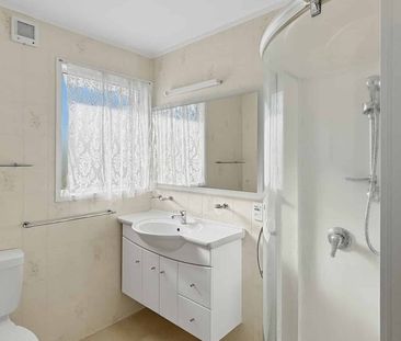 Spacious Family Living - Photo 4