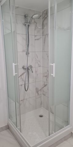 Location Appartement 3 pièces 41m² - Photo 3