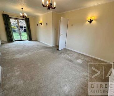 West Farm Close, Ashtead, KT21 - Photo 5