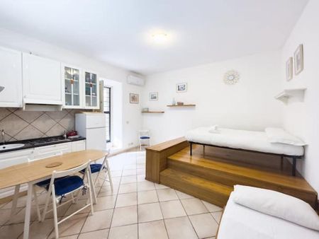 Via Modica, Rome, Lazio 00182 - Photo 3