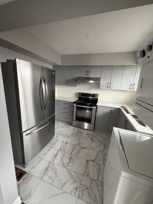 For Lease - 26 Moncrieff Drive Unit# Upper, Toronto, Ontario - Photo 1