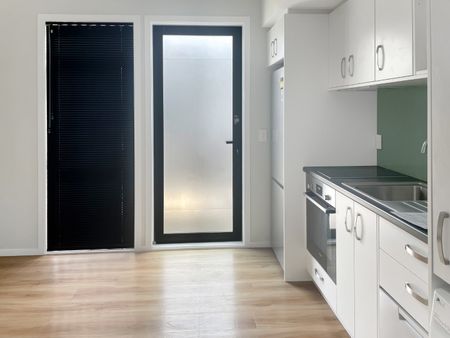 Central Hutt Vibes - Photo 3