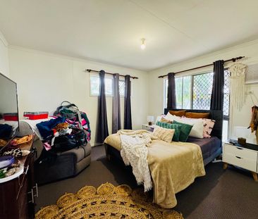 CLOSE TO PRIMARY SCHOOL AND GOLF COURSE - Photo 3