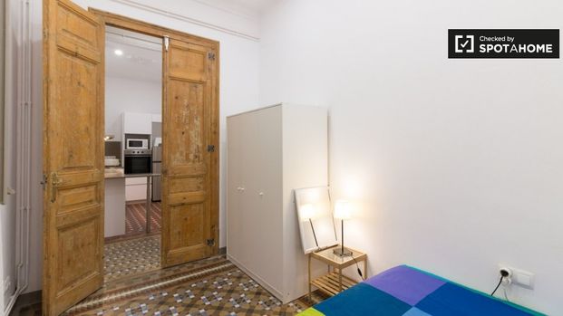 barcelona, Catalonia 08008 - Photo 1