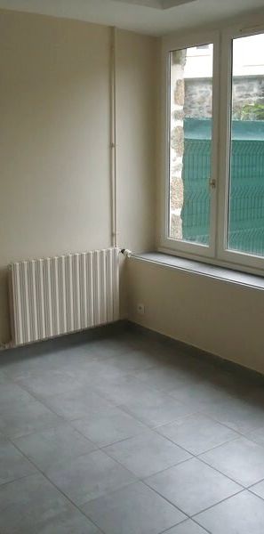 Location Appartement 1 pièce 20m² COUTANCES 50200 - Photo 1