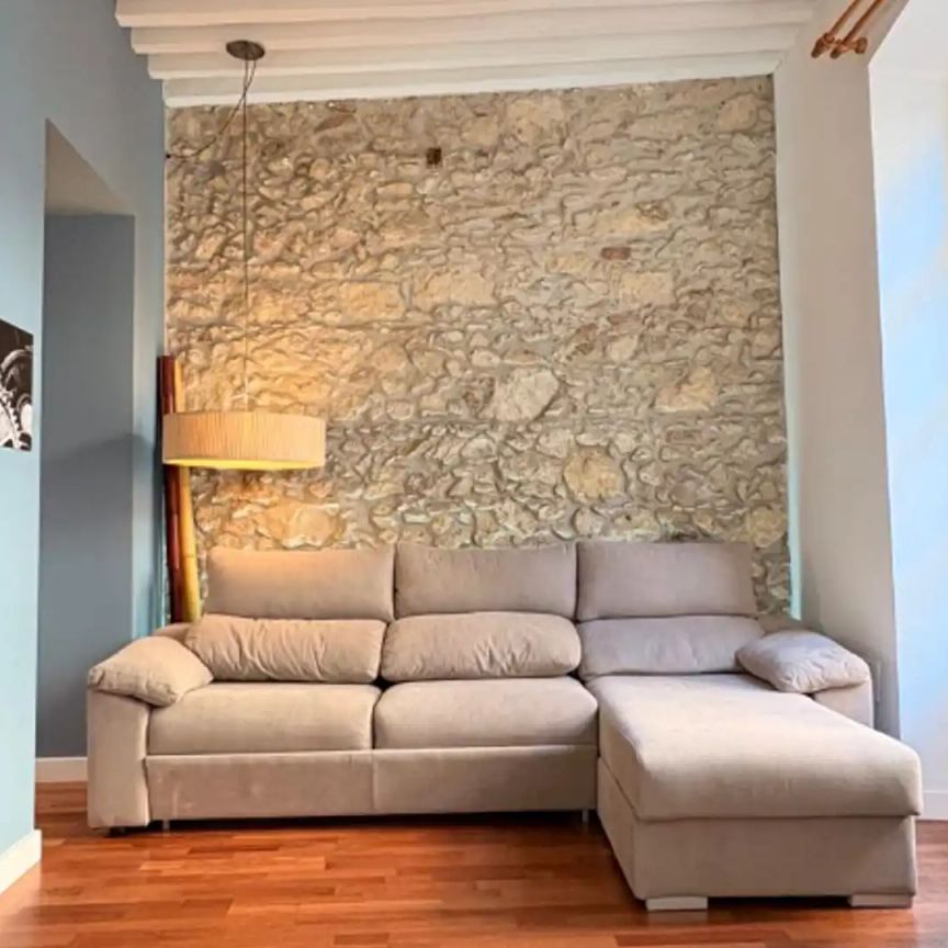 Piso de alquiler en Calle General Tamayo, Centro - Photo 1