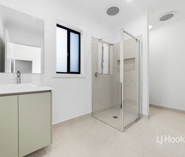 30 Pegasus Drive, Weir Views VIC, Belconnen - Photo 6