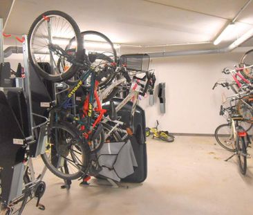 Appartement te huur in Sint-Jans-Molenbeek voor € 925 met 1 slaapkamer - Foto 4