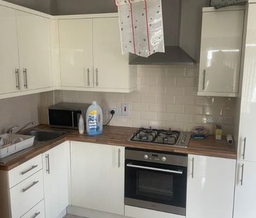 Apt 7 Ivy House, 1 Walnut Street, Belfast BT7 1FB - Photo 3
